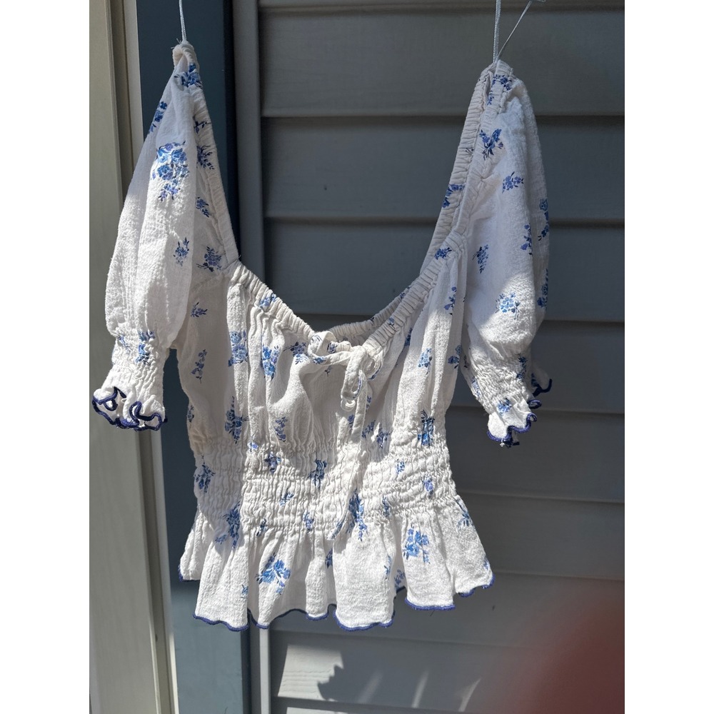HM Blue Floral Smocked Puff Sleeve Peasant Top White‎ Cottagecore Small